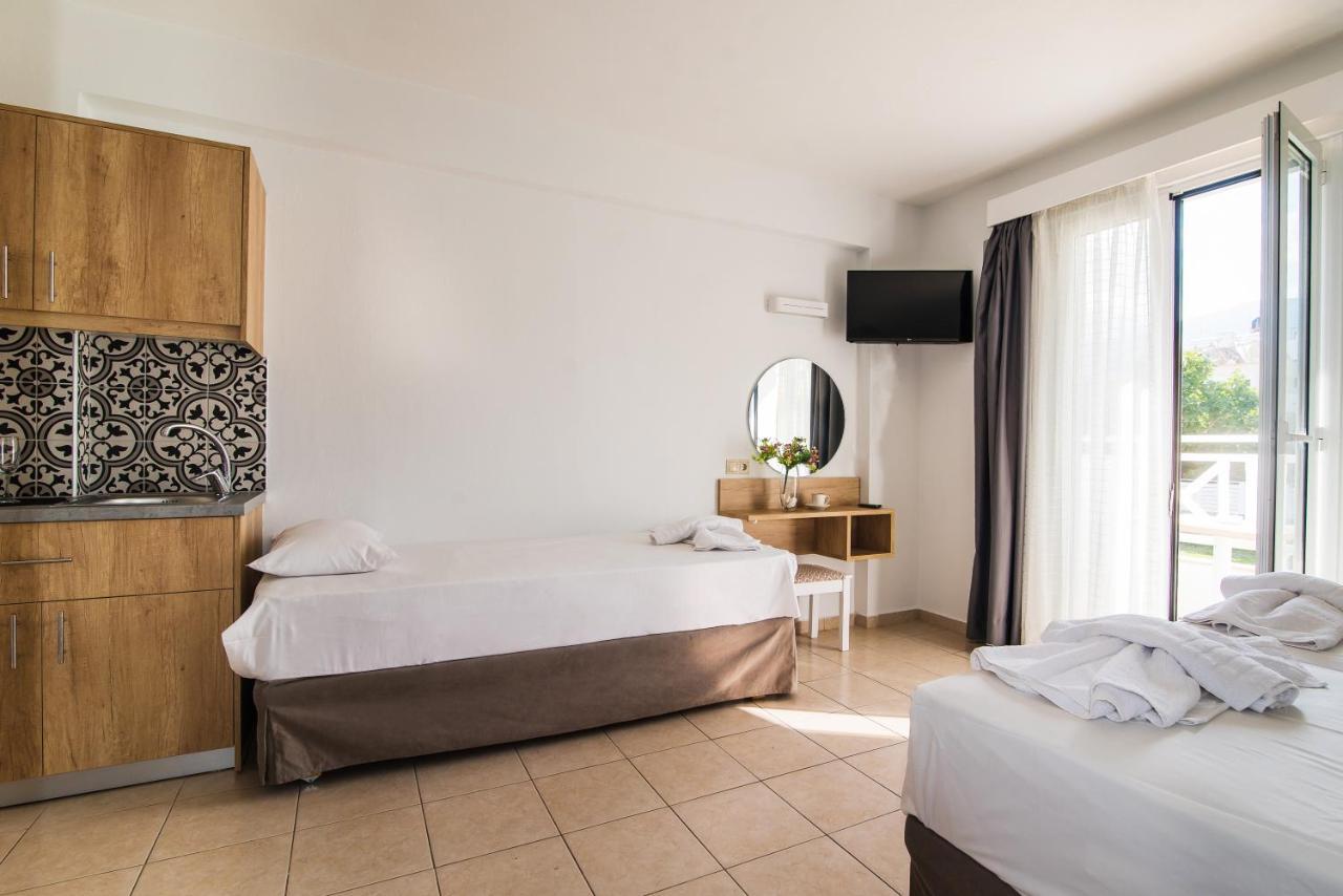 Vagelis Apartments Malia Luaran gambar