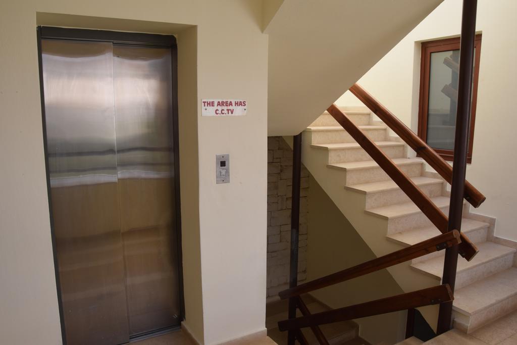 Vagelis Apartments Malia Luaran gambar